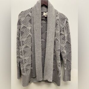 4 for $25 🍒 St. John's Bay Gray Patterned Cardigan Size XL